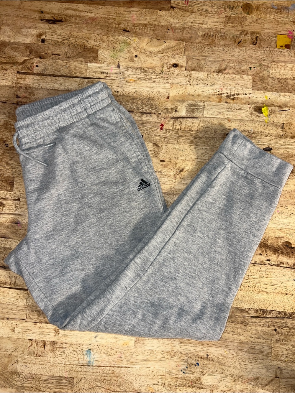 adidas women’s Gray Heather Jogger Sweatpants